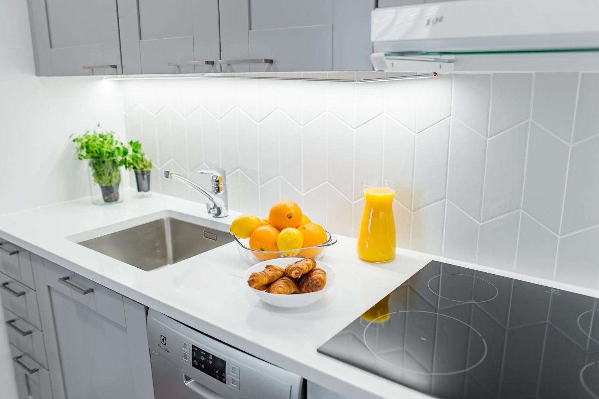 Forenom Serviced Apartments Helsinki Toeoeloe Exterior foto